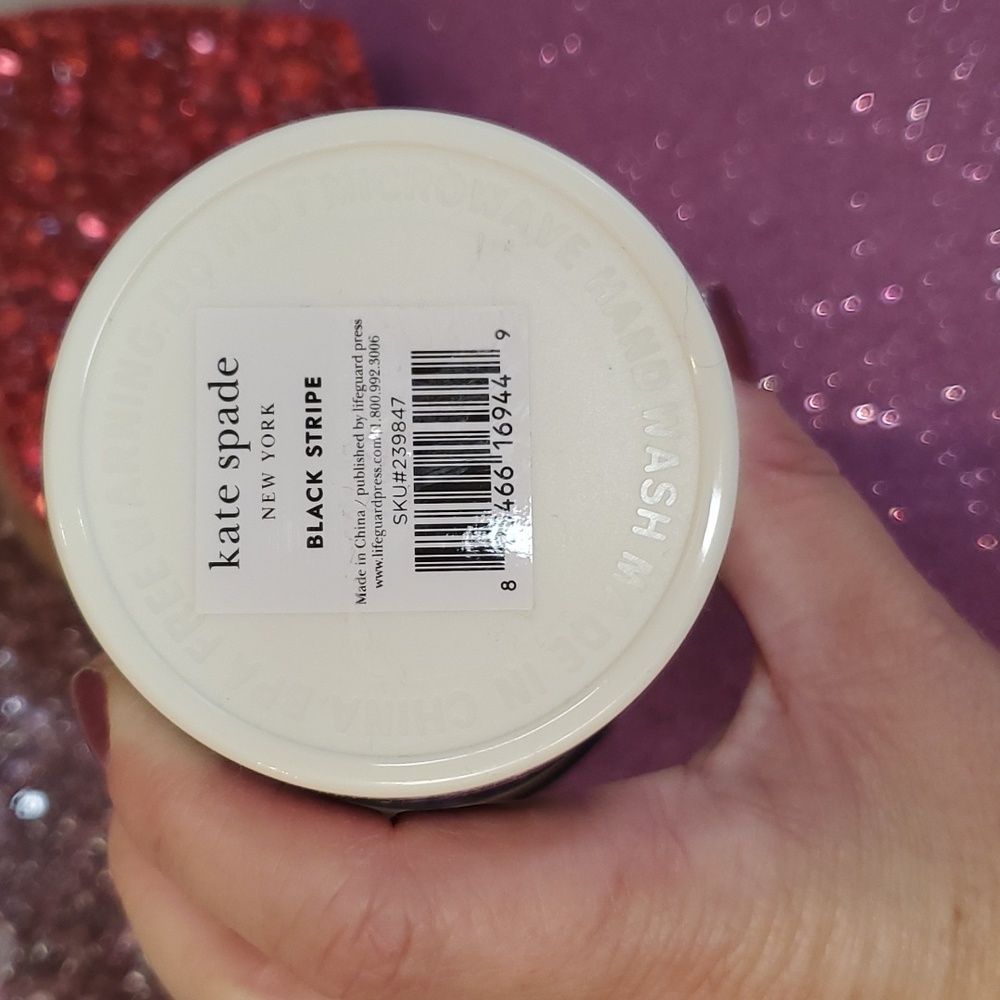 Kate Spade ♠️❤️NWT❤️♠️ "Black Stripe" 16 oz. Thermal Travel Mug♠️❤️♠️❤️♠️❤️ - Picture 7 of 10